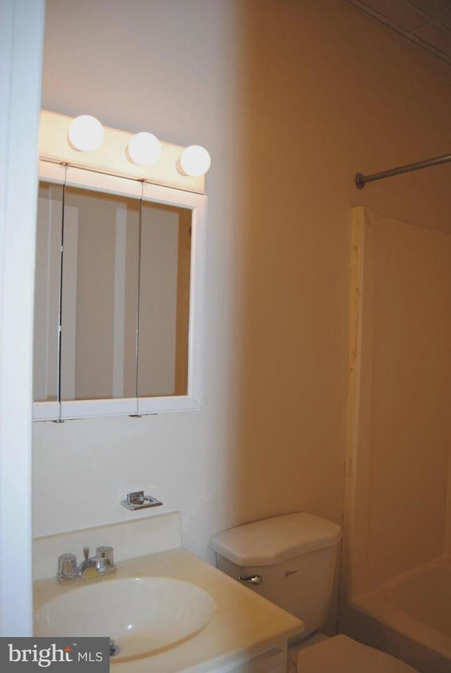 Foto del edificio - 202 N Potomac St