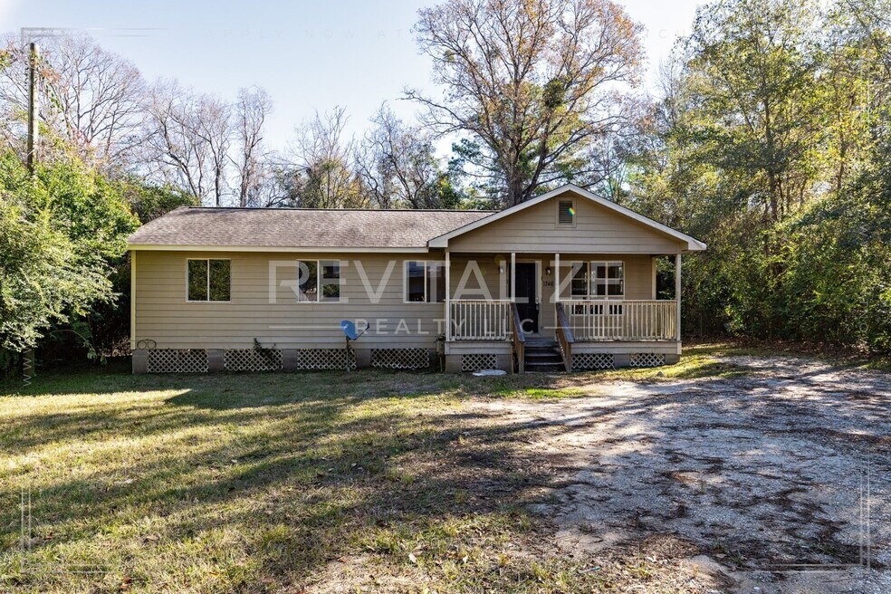 3 Bedroom/2 Bathroom House in Mobile!!