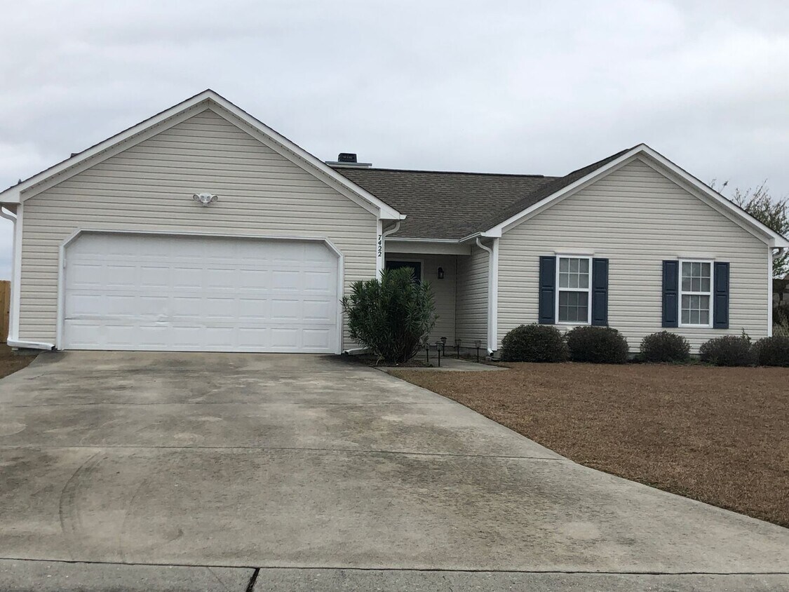 Primary Photo - 3 Bedroom 2 Bathroom House