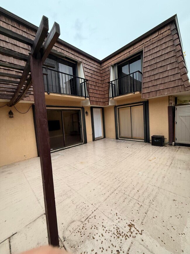 Foto del edificio - 1405 14th Ln