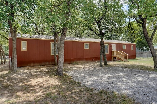 Building Photo - 1652 Sheila Dr