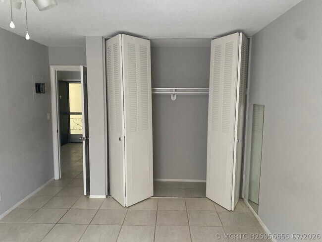 Foto del edificio - 1150 E Sample Rd