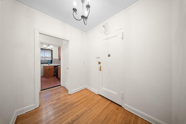 Building Photo - 78-10 34th Ave
