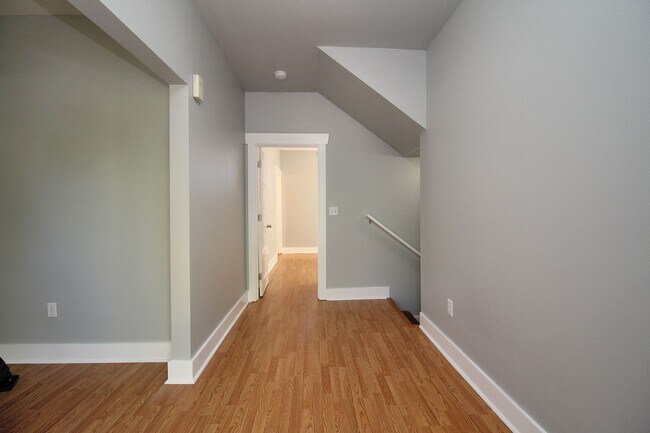 Foto del edificio - 4030-4030 NE Garfield Ave.