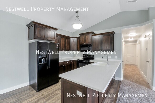 Building Photo - 1045 S 1700 W