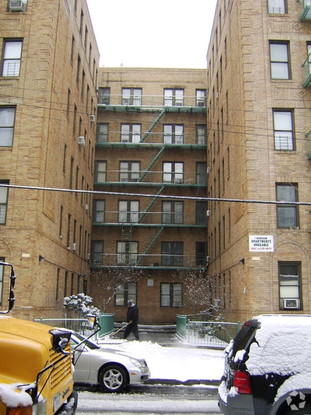 28992907 Kingsbridge Ter, Bronx, NY 10463 Apartments in Bronx, NY