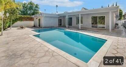 Building Photo - 4595 De Celis Pl