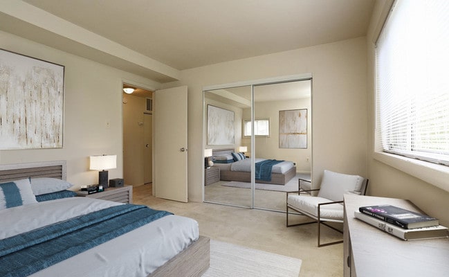 Photo - Windsor Forest Apartments