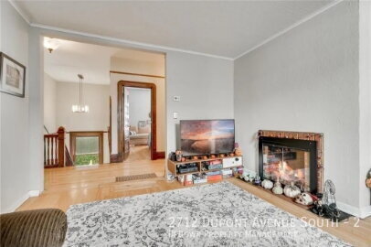 Foto del edificio - 2712 Dupont Ave S