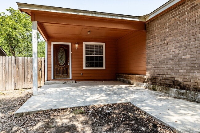 Building Photo - 3613 Candle Ridge Dr