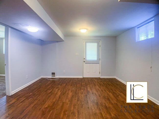 Building Photo - 4612 Olympia Ave