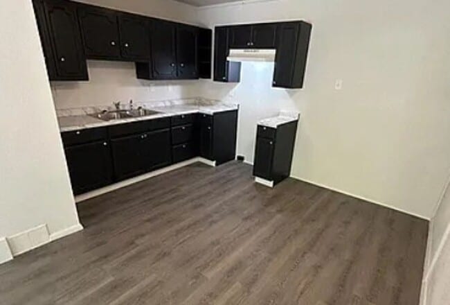 Building Photo - 813 St William Dr