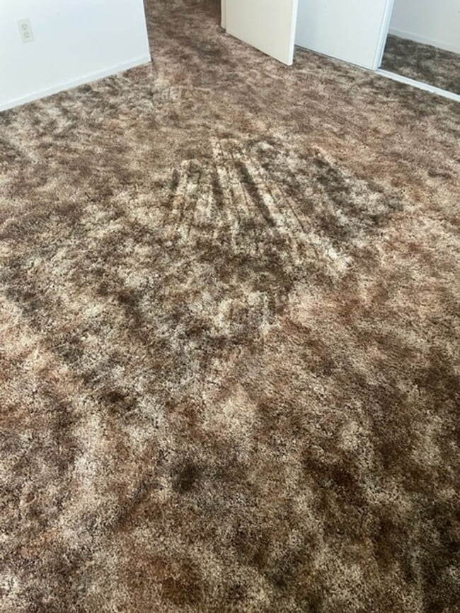 Foto del edificio - 2 BEDROOM 2 BATH (55+COMMUNITY)