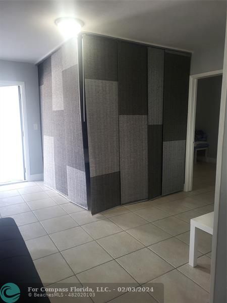 Foto del edificio - 401 NW 43rd Ct