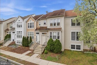 Building Photo - 459 Virginia Ave