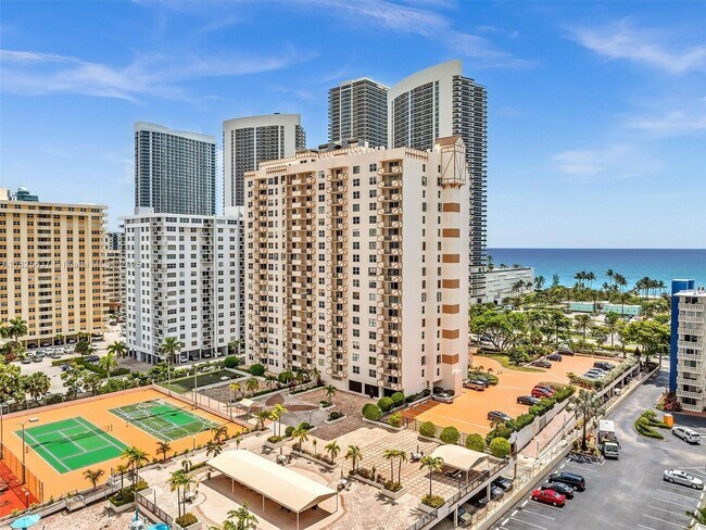 Foto del edificio - 1865 S Ocean Dr