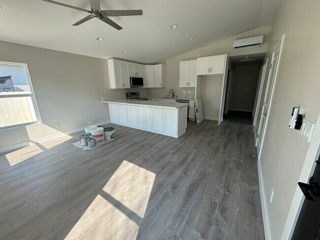 Foto del edificio - 7041-7045 Saranac St