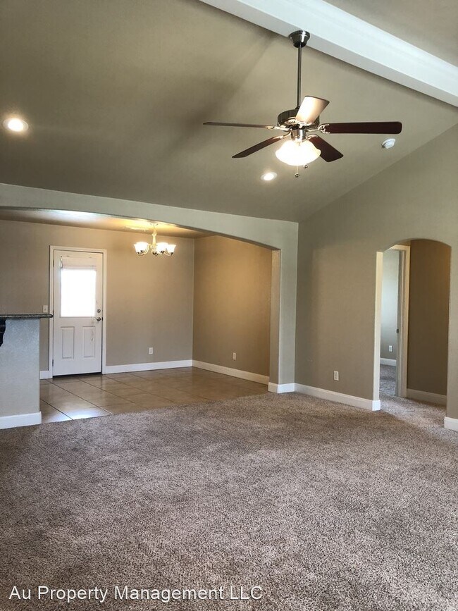 Foto del edificio - 3 br, 2 bath House - 9812 WILL AVE.