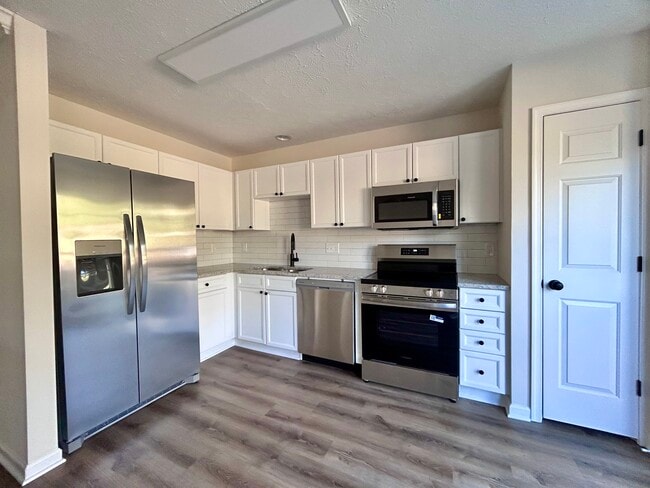 kitchen - 2482 Nashboro Blvd