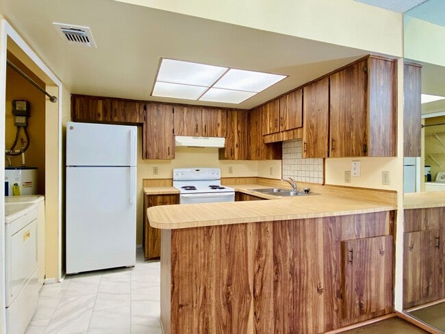 Building Photo - 2BR/2BA Windtree Gardens Condo in Winter Garden!