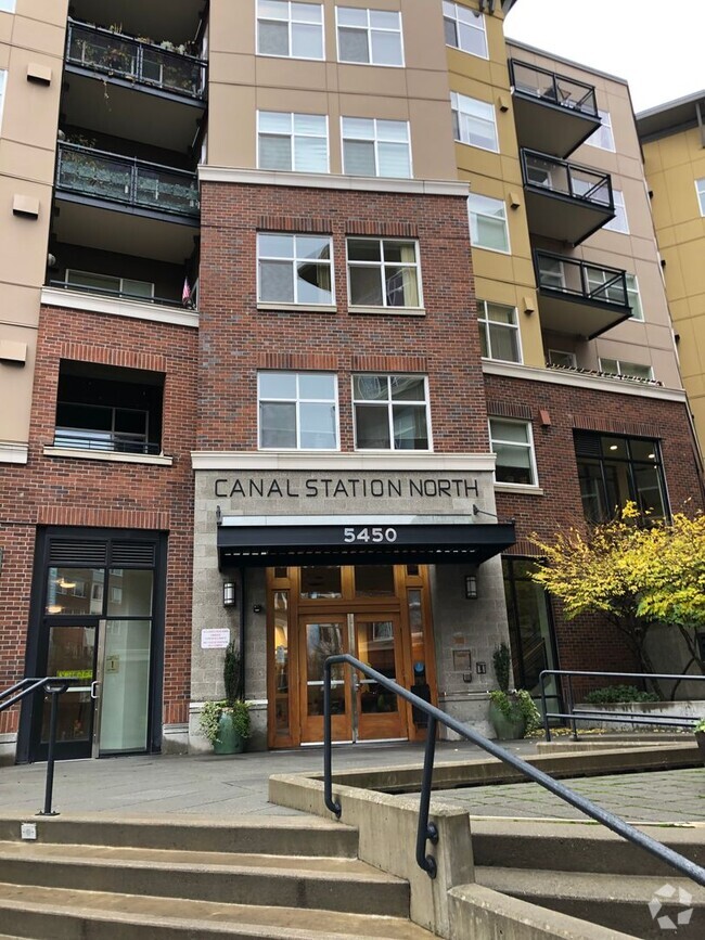 Building Photo - 5450 Leary Ave NW