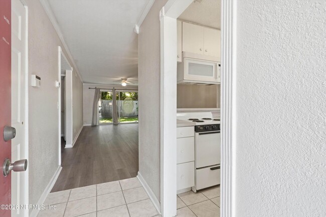 Foto del edificio - 4836 Atlantic Blvd