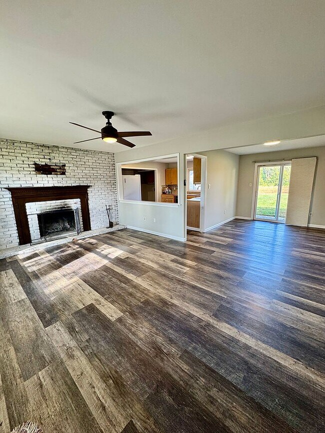 Foto del edificio - 18 Ivy Hall Ln