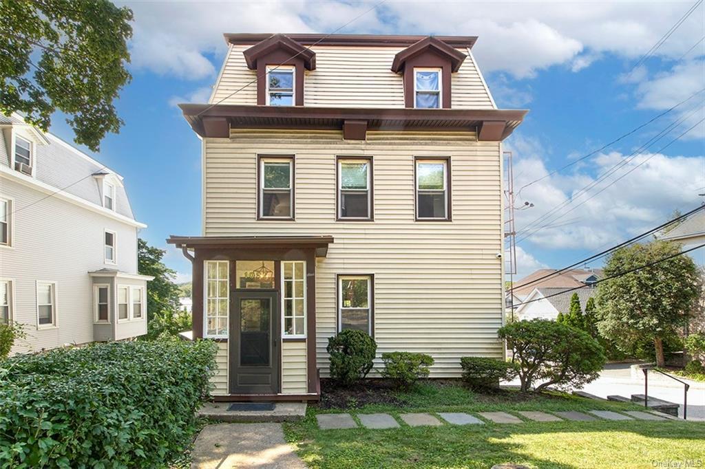 Foto principal - 1097 Boston Post Rd