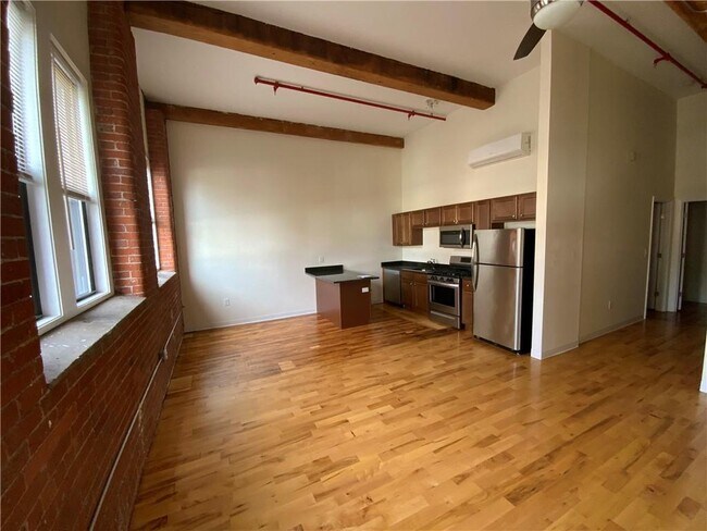 Building Photo - 1110 Central Avenue Av