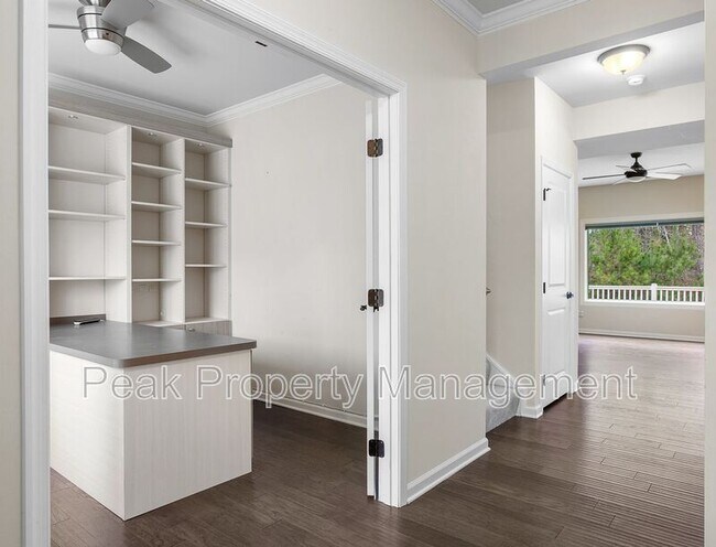 Foto del edificio - 10844 Providence Wds Ln