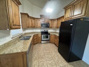 Building Photo - 1045 S 1700 W