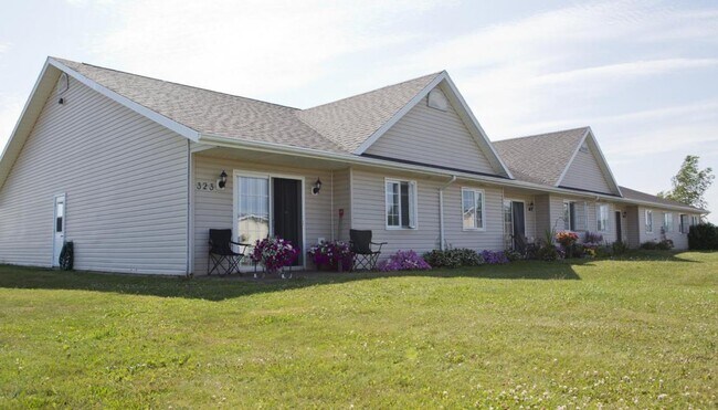 Building Photo - Shakespeare Drive