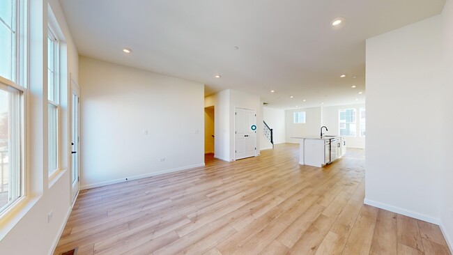 Living Room - 134 Yorktown Ct