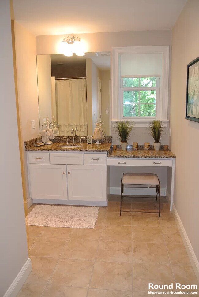 3 Hickory Rd Unit SF, Wellesley, MA 02482 Apartments in Wellesley, MA