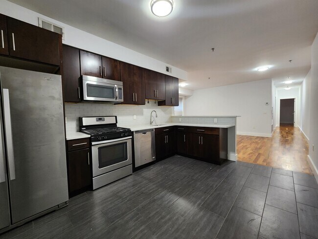 Building Photo - 5113 Bergenline Ave