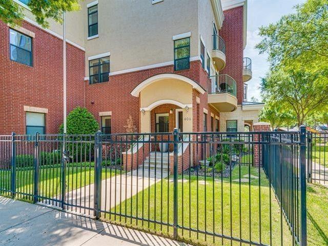 Primary Photo - 1207 Beaconsfield Lane