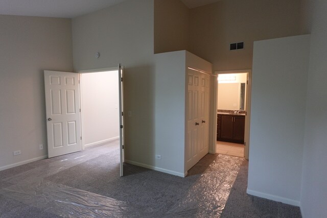 Foto del edificio - 1070 Woodhill Ct