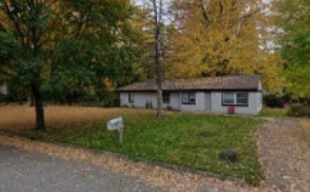 Foto principal - 6214 Barker St