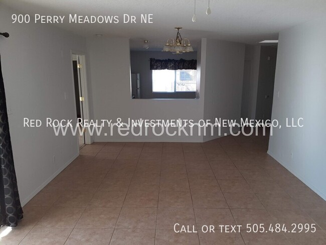 Foto del edificio - NICE 3BR/2BTH IN NORTHERN MEADOWS!