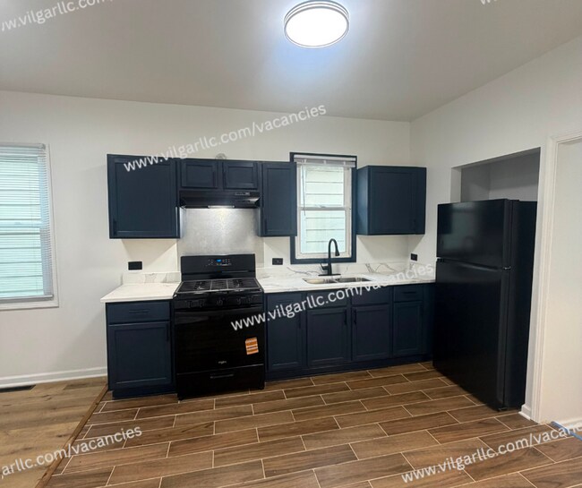 Foto del edificio - 4627 Hickory Ave