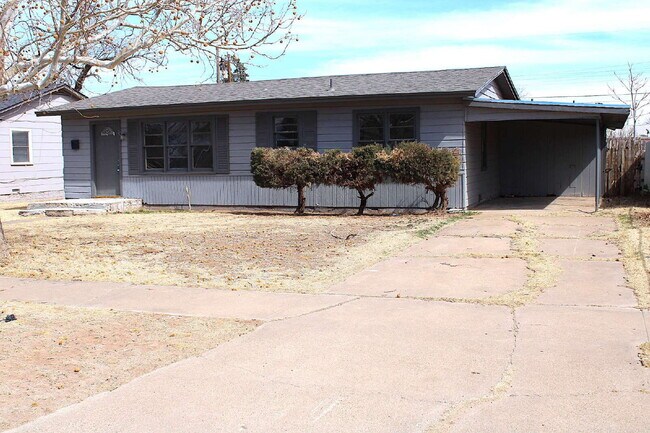 Building Photo - nicely remodeled 2/2 spacious home