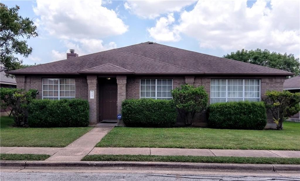 Primary Photo - 1041 Disraeli Cir