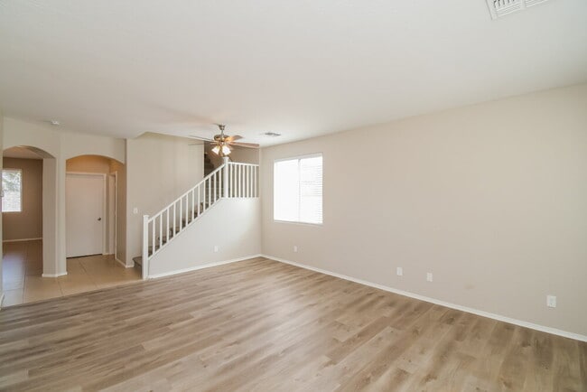 Building Photo - 10498 E Aster Ln