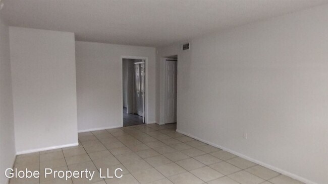 Building Photo - 2 br, 1 bath House - 829 Sky Lake Circle, ...