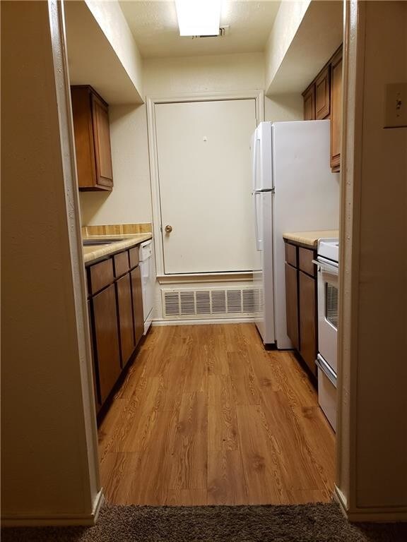 Foto del edificio - 1108 N Elm St