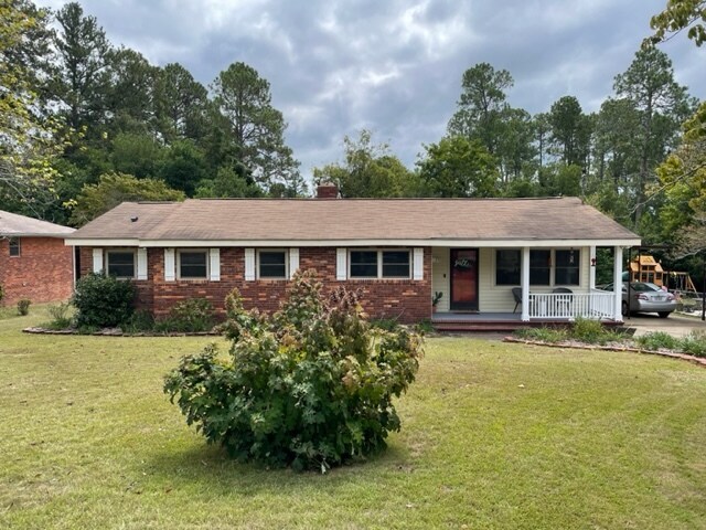 Foto principal - 711 Riverview Dr