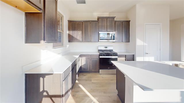Building Photo - 3941 Oak Crk Cir