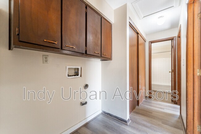 Foto del edificio - 5903 W Morris St