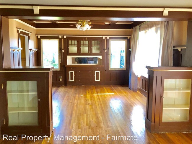 Foto del edificio - 3 br, 3 bath House - 3585 Vineland Ave