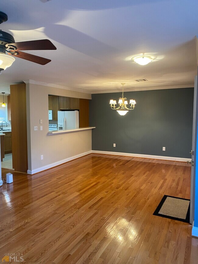 Building Photo - 503 Masons Creek Cir